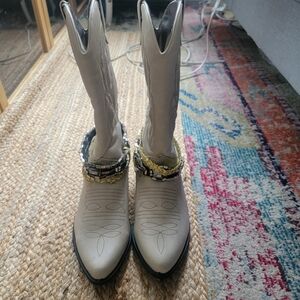 Cream Chelsea Heeled Boots with Block Heel